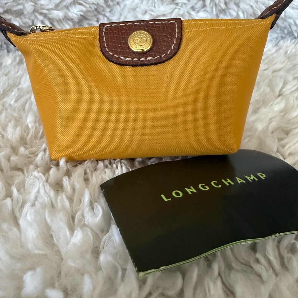 EUC Longchamp Coin Pouch with Durable Nylon